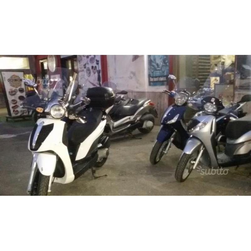 Piaggio carnaby 300