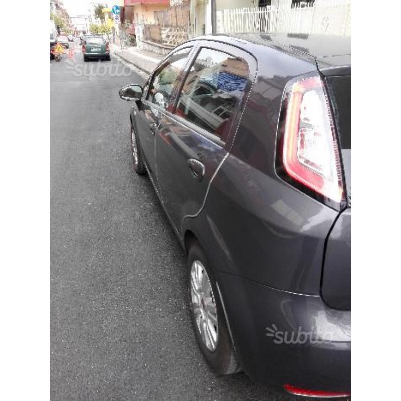 FIAT Grande Punto - 2015