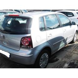 VOLKSWAGEN Polo 1.2 5P TRENDLINE METANO