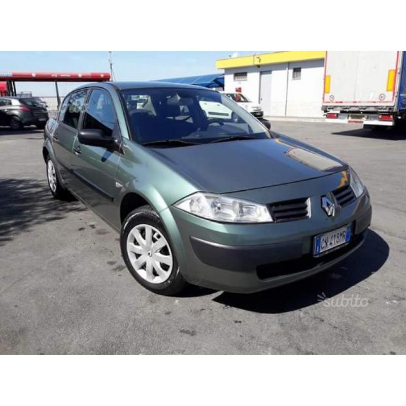 Renault Megane Berlina