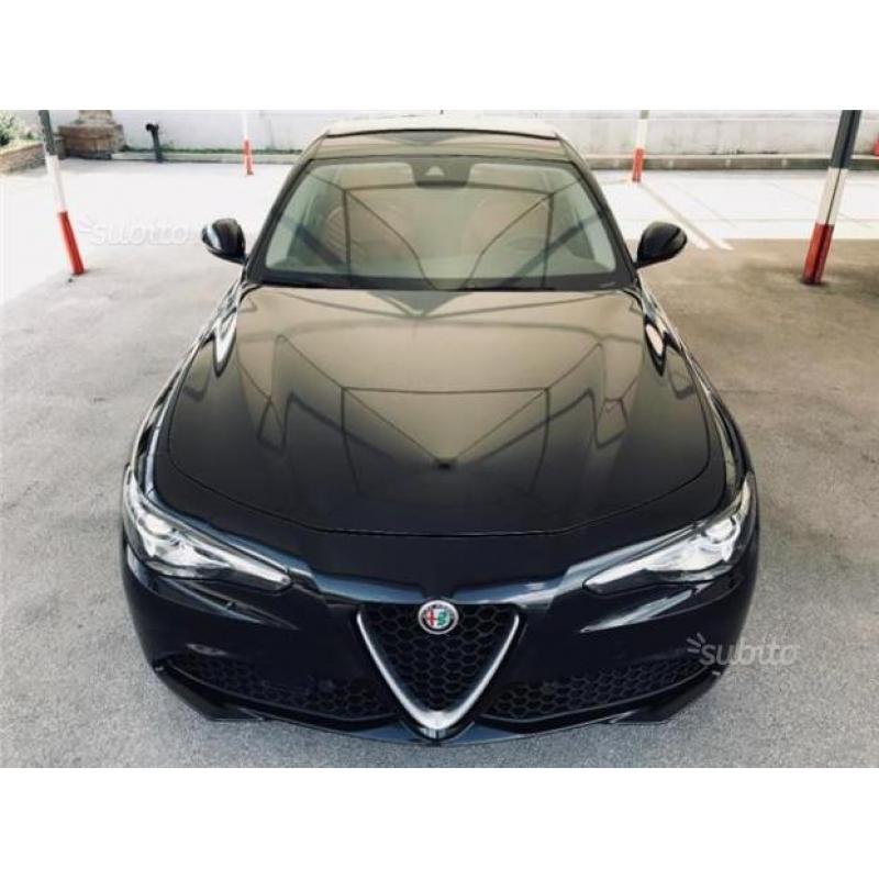 Alfa Romeo Giulia 2.2 Turbodiesel 150 CV