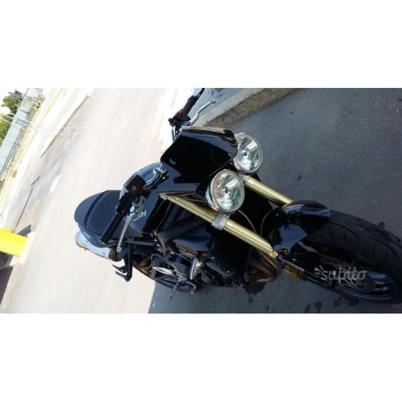 Triumph Street Triple per tmax