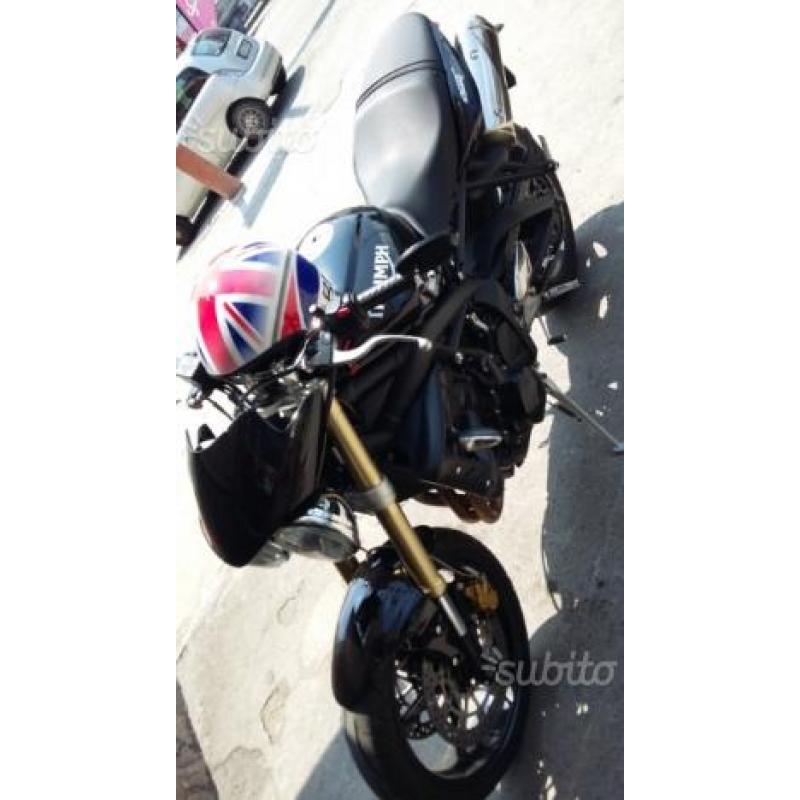 Triumph Street Triple per tmax