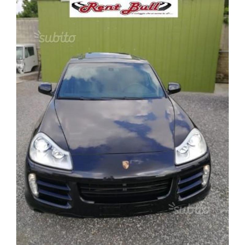 Porshe cayenne 2010