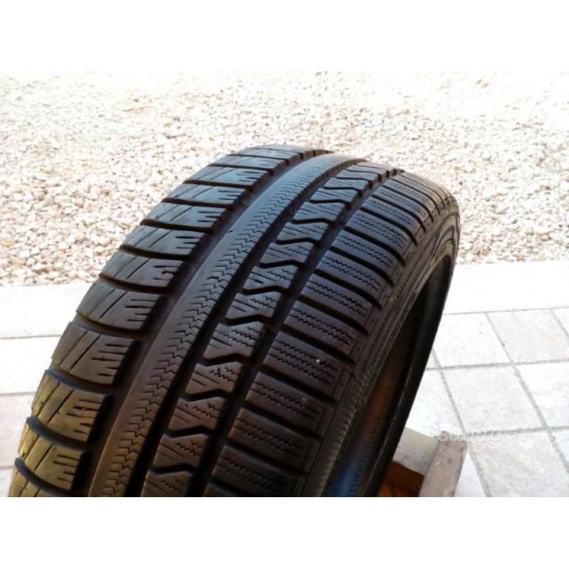 Gomme vredestein 215 45 17