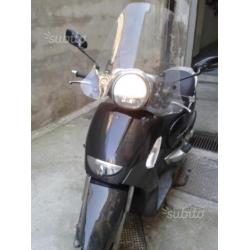 Aprilia scarabeo 400 light