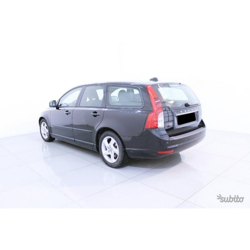 VOLVO V50 D2 POLAR PLUS