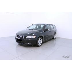 VOLVO V50 D2 POLAR PLUS