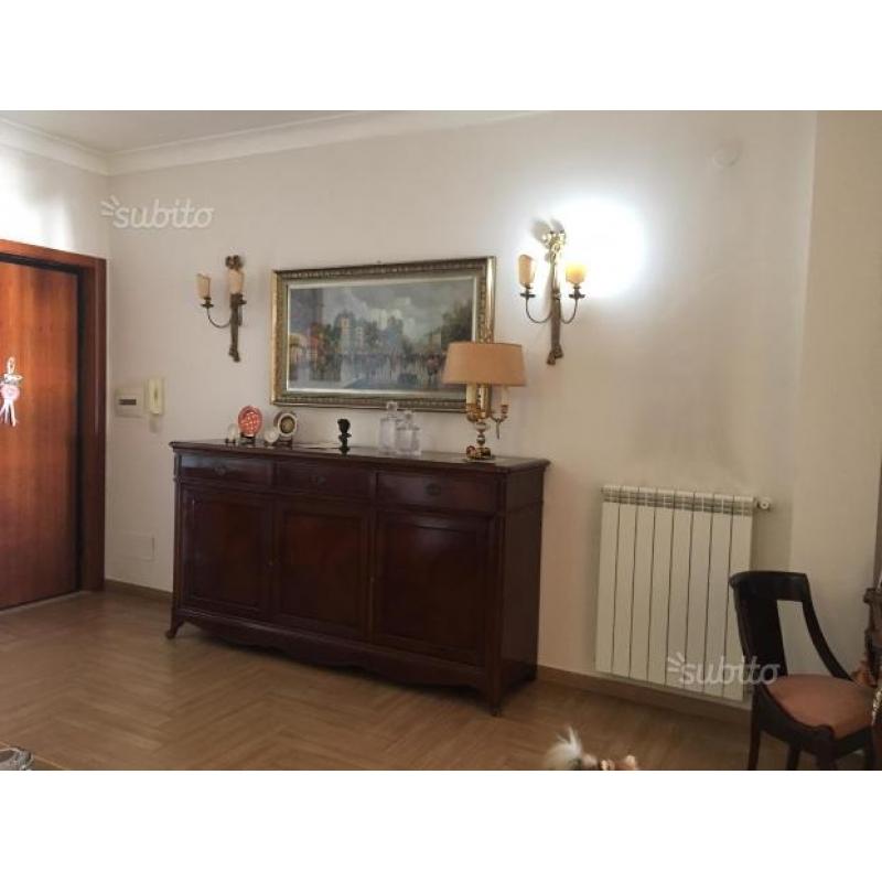 Appartamento al 1° piano con vista mare